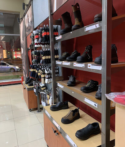 الجناح الأحمر - الخبر - +966 9200 03815