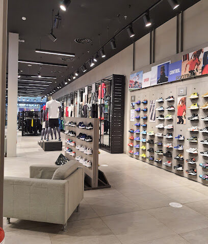 adidas Performance - الظهران مول - Delta اديداس الظهران مول - الظهران -