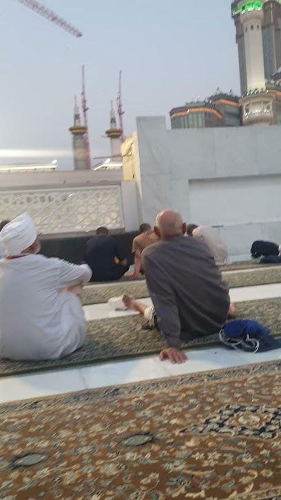 مواقف مكة - Mecca 24231