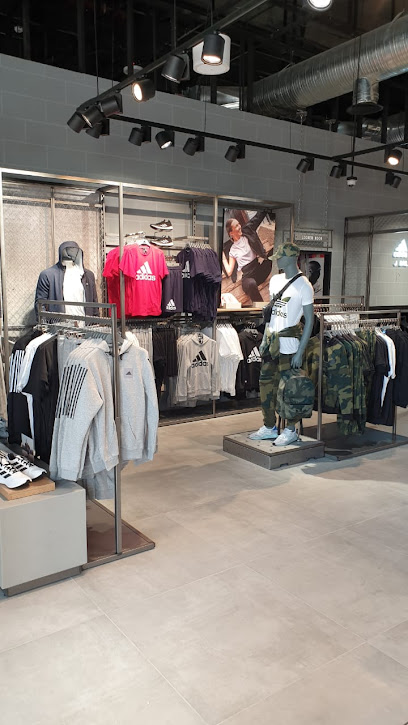 أديداس بيرفورمانس - الجبيل - دلتا - اديداس الجبيل - Saudi Arabia|Al Jubail 35811|سدير،،