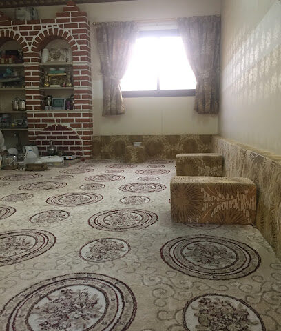ديوانية عبدالله بن عبدالله العثمان - الملك فهد -