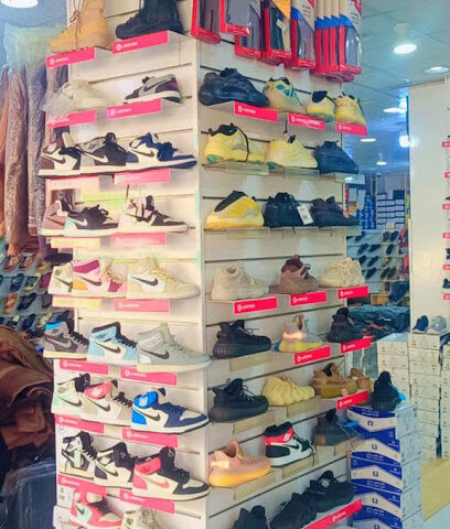 الحذاء الذهبي - بيشة - +966 50 911 7486