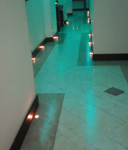 تدليك مريح في فندق نوفوتيل بيزنس - الدمام - +966 54 126 8638