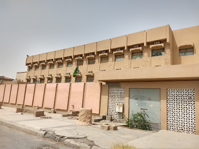 مدرسة عين جعلوت المتوسطة - Saudi Arabia|4020 صفوان بن اسيد، القادسية، الدمام 32247|6931