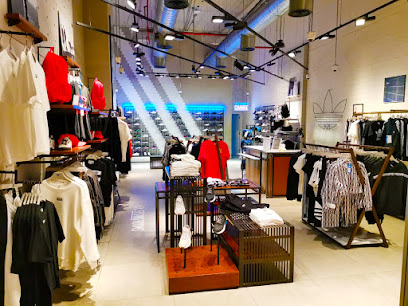 اديداس اوريجينالز - رد سي مول - Saudi Arabia|Jeddah|Red Sea Mall Al Malik Fahd Street