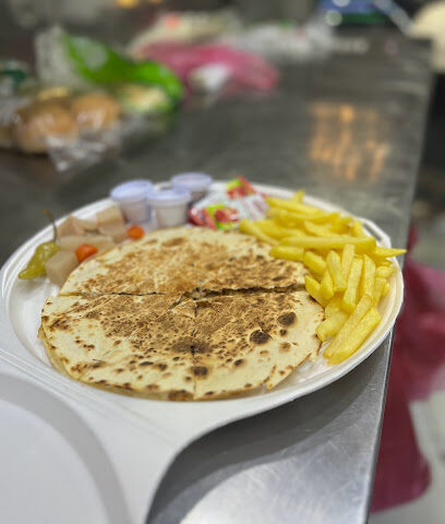 هرم الشاورما - الجموم - +966 50 786 0364