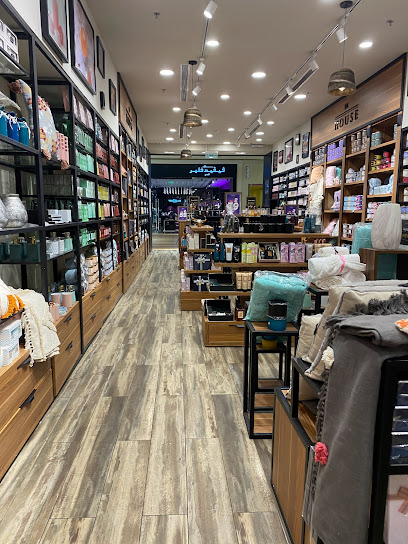 عليات مول - كنان - Saudi Arabia|Al Madinah Al Munawwarah 42383|Unnamed Road
