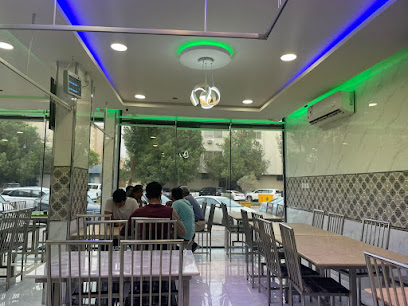 مطعم نيو انركالي الهندي - Saudi Arabia|Riyadh|Engineer Al Anjari Street|Al Wurud