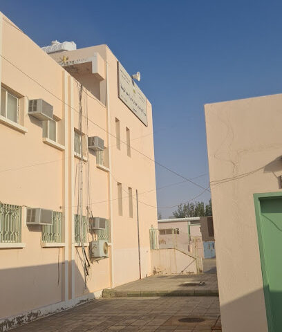 مدرسة فهد بن جلوي البحث - سكاكا -