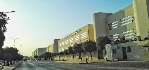 مدارس عبدالعزيز العالمية - السليمانية - الرياض - +966 11 473 8555